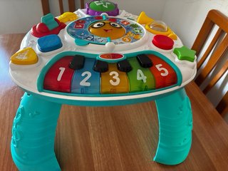 Mesa aprendizaje Baby Einstein