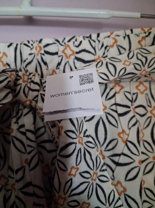 Pantalón corto Women'secret estampado
