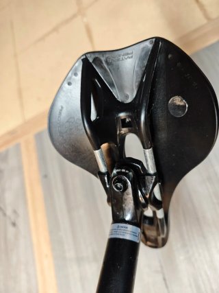 Sillín Selle Italia + Tija