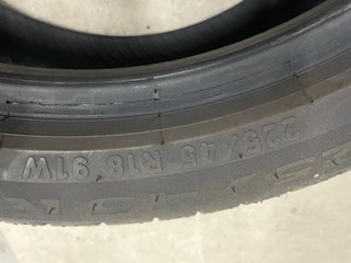 Neumáticos Pirelli 225/45/18