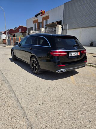 Mercedes-Benz Clase E 300 de T Hibrido/Diesel