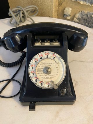 Teléfono antiguo militar de baquelita años 60