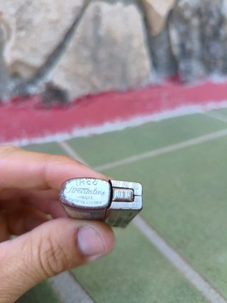 2 Antichi accendini in metallo
