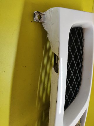 CALANDRA DELANTERA NISSAN TERRANO II BIFARO