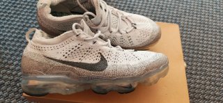 Zapatillas Nike VaporMax Gris y Negro