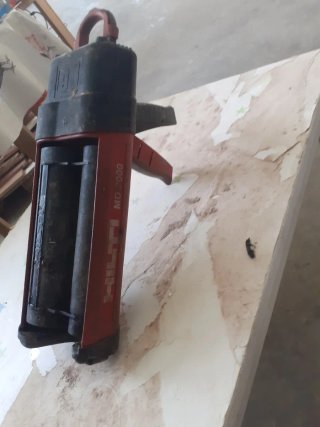 Pistola Hilti MD 2000 para químico