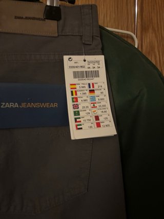 Pantalones grises de hombre