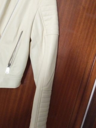 Chaqueta biker polipiel beige