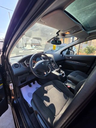 Peugeot 5008 2010