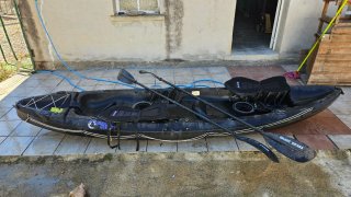 Kayak biplaza con remos y asientos