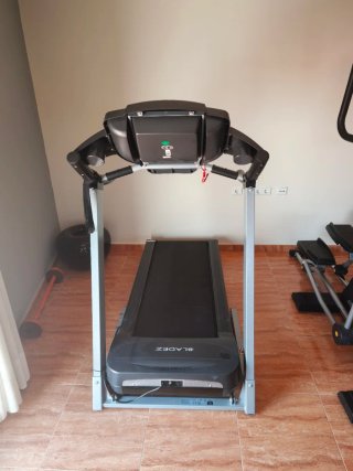 Máquinas de Gimnasio: Cinta, Elíptica