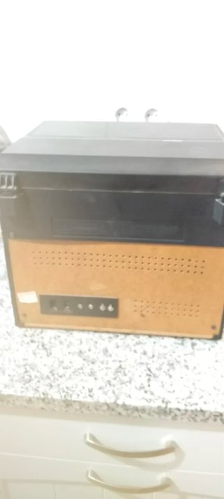 Equipo de música 4 bandas Radio/Doble Cassette.