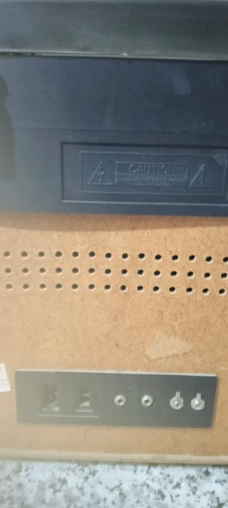 Equipo de música 4 bandas Radio/Doble Cassette.