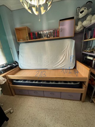 Escritorio y mesa de escritorio cuarto
