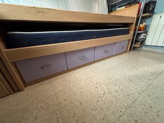 Escritorio y mesa de escritorio cuarto