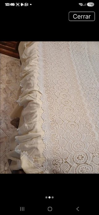 Colcha de encaje años 70 ,cama 135dos metros ,X