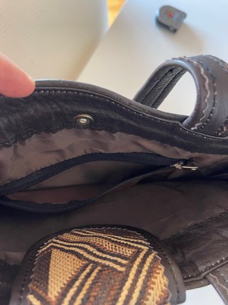 Bolso piel y rafia africana. Nuevo.
