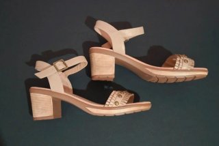 Sandalias Balleri, Piel mujer beige con Tacón