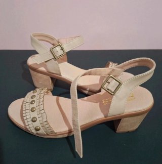 Sandalias Balleri, Piel mujer beige con Tacón