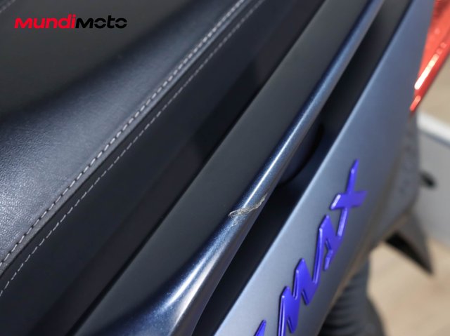 YAMAHA X-MAX 125