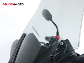 YAMAHA X-MAX 125