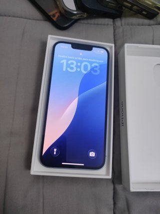 iPhone 14 256GB + AirPods Pro 3