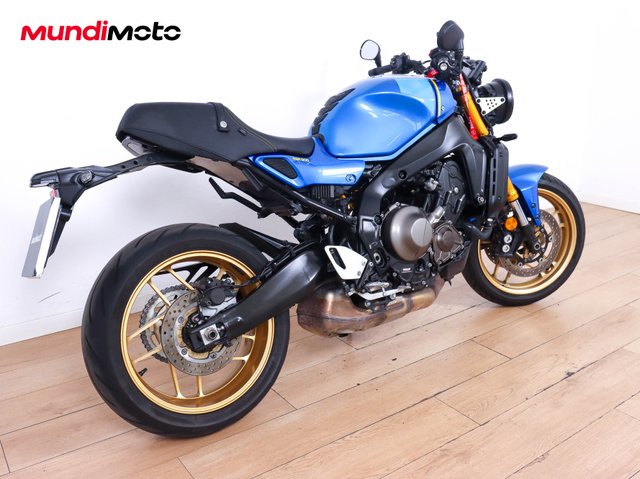 YAMAHA XSR 900