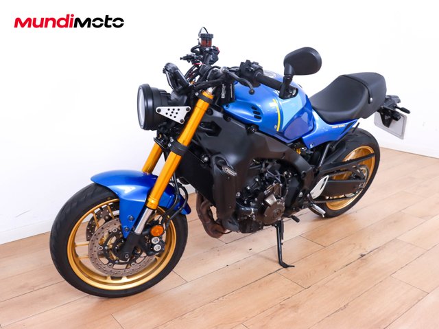 YAMAHA XSR 900