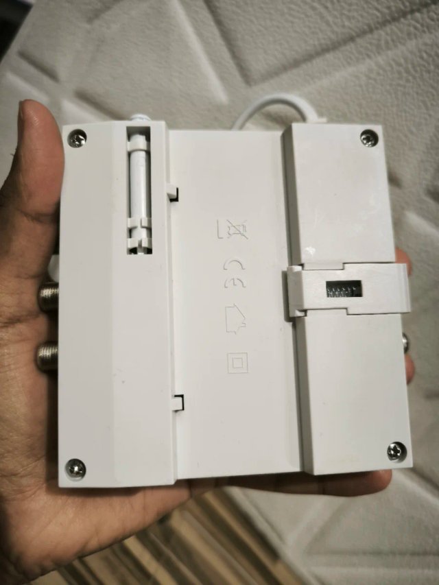 Amplificador TV 4 Salidas 26 dB Home