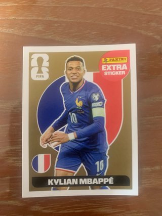 Cromo Panini Extra Kylian Mbappé Gold (oro)