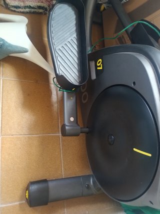 Elíptica Decathlon 500 casi nueva