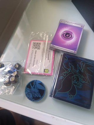 Caja Entrenador Élite Pokémon Fuego Fantasmal