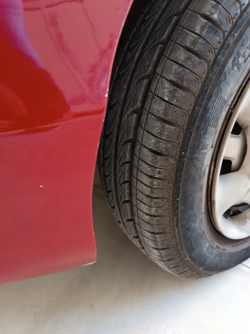 Hyundai Accent 1997 - foto 1