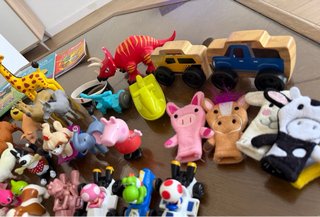Lote Juguetes Infantiles y Libros