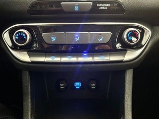 Hyundai i30 1.5 DPI Essence
