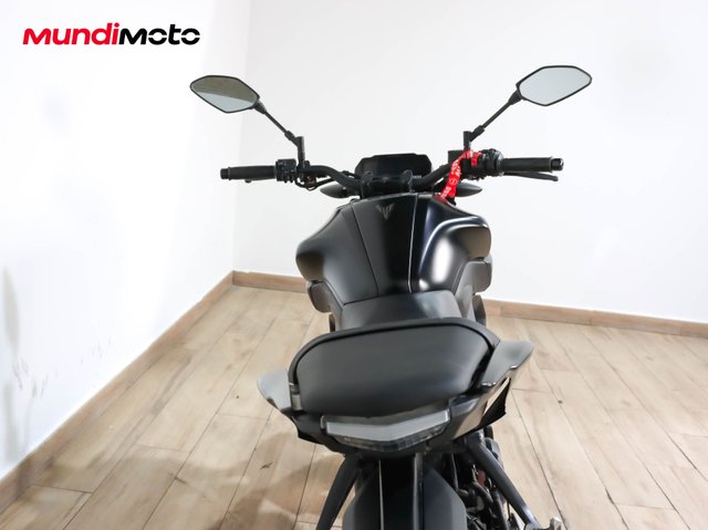 YAMAHA MT 125