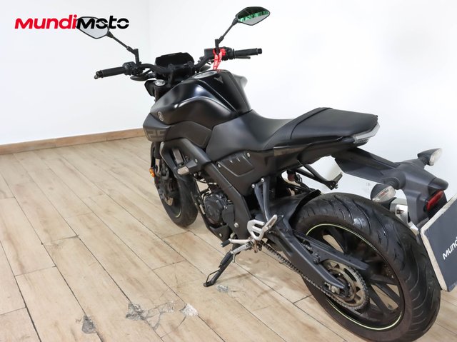 YAMAHA MT 125