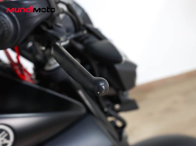 YAMAHA MT 125