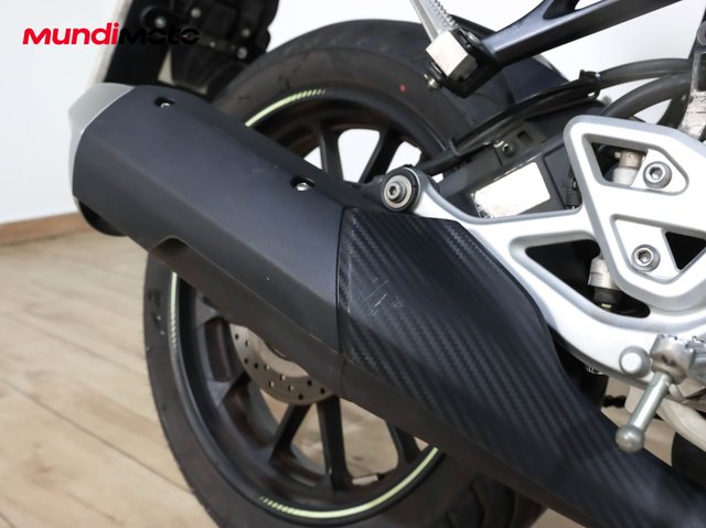 YAMAHA MT 125