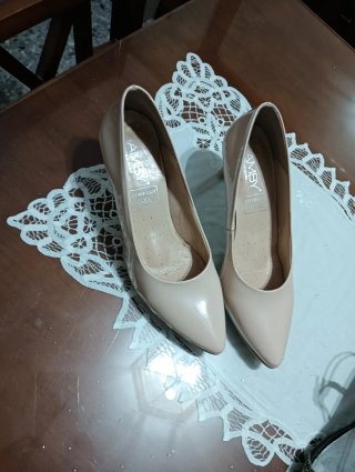 4 pares de Zapatos de tacón Ana Korian