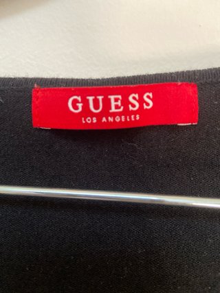 Jersey Guess Manga Larga Negro Logo Triángulo