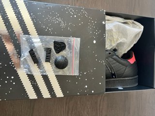 Adidas Superstar x Star Wars Darth Vader