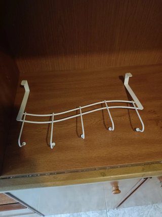 Colgador de pared blanco
