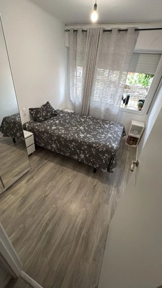 Habitacion de lloguer solo para chicas