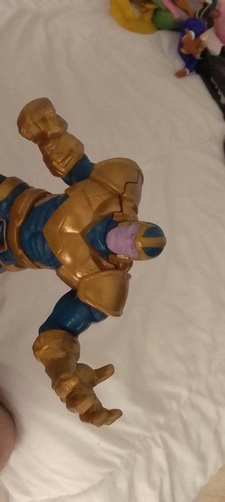 Super eroe alto 16cm thanos