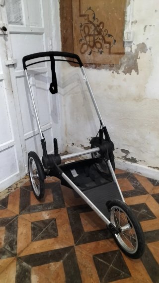 Bugaboo Runner Silla Paseo con adaptadores.