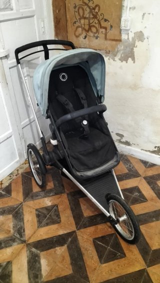 Bugaboo Runner Silla Paseo con adaptadores.