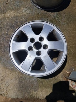 Llantas Opel 15 pulgadas (unidad o conjunto)