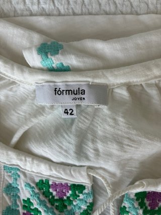 Camiseta bordada Fórmula Joven