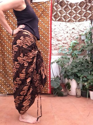Pantalón-falda Batik Hecho a Mano 100% Algodón